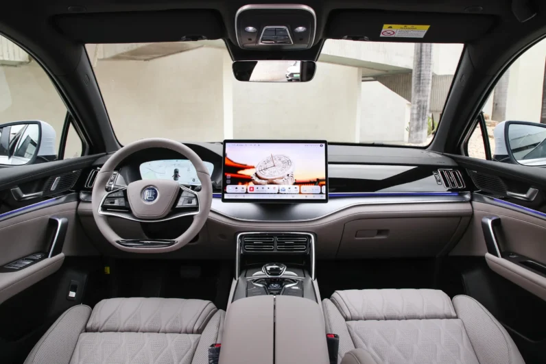 BYD Tang DM-i