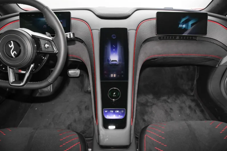 BYD Yangwang U9