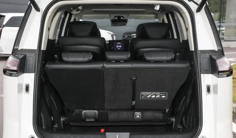 
								GAC Trumpchi E8 PHEV full									