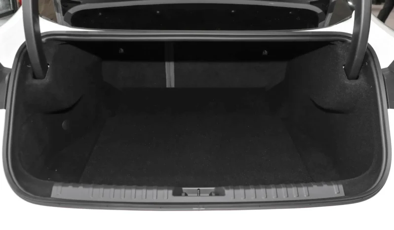 
								Lynk & Co 07 EM-P full									