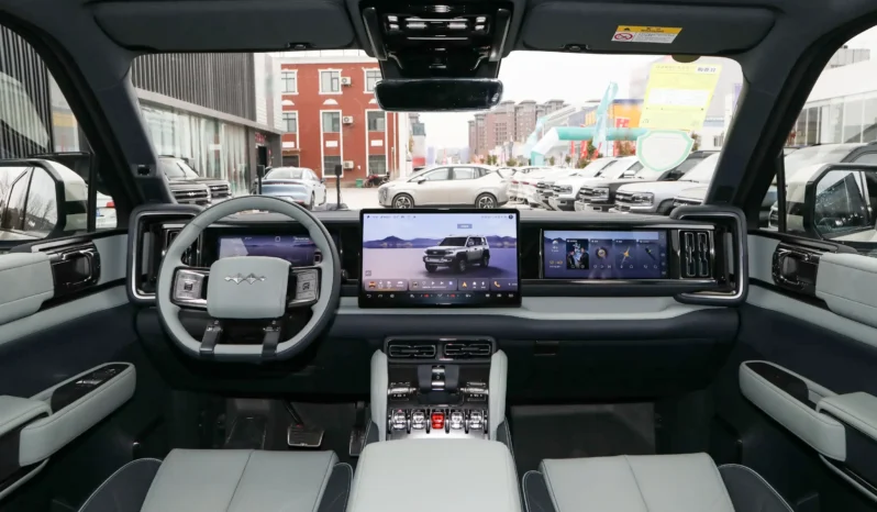 
								Fangchengbao Bao 5 (BYD Leopard 5) full									