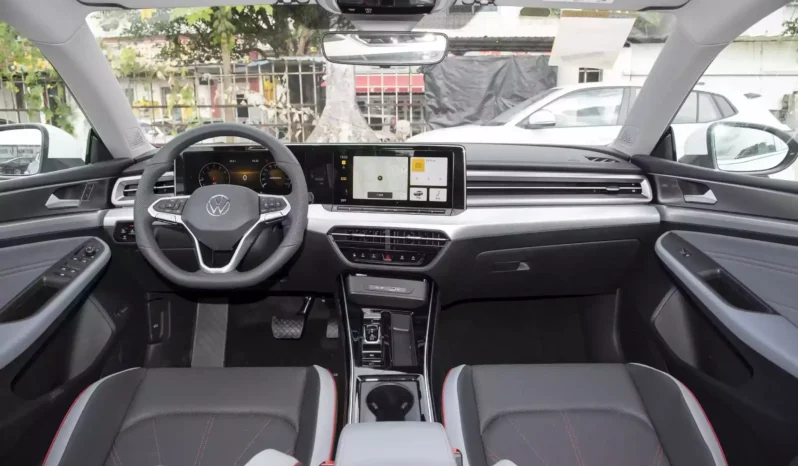 
								Volkswagen Lamando L full									